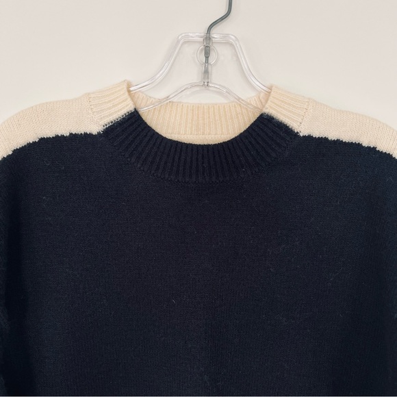 Commense Sweater Top Womens Size XS Black Ivory Relaxed Classic - Picture 9 of 15